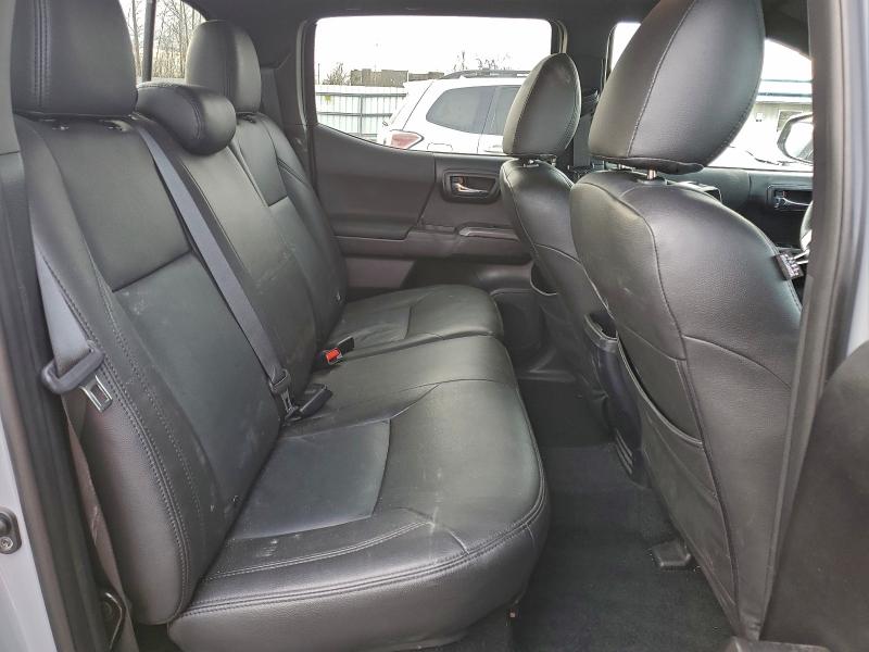 Фото 10 - TOYOTA TACOMA