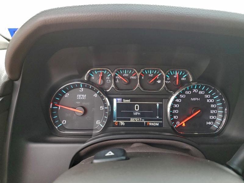 Фото 9 - CHEVROLET SUBURBAN