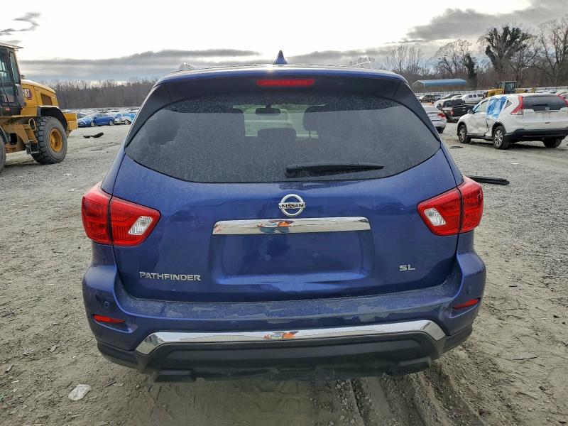 Фото 6 - NISSAN PATHFINDER