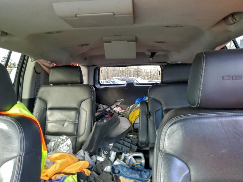 Фото 10 - GMC YUKON