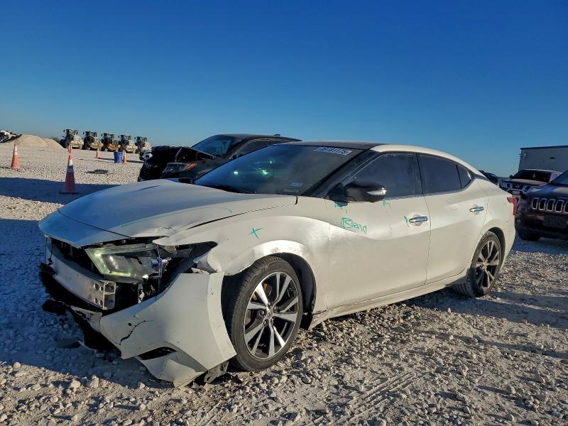 Фото 1 - NISSAN MAXIMA