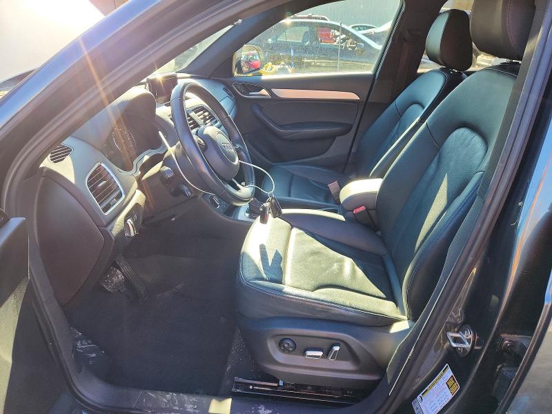 Фото 7 - AUDI Q3