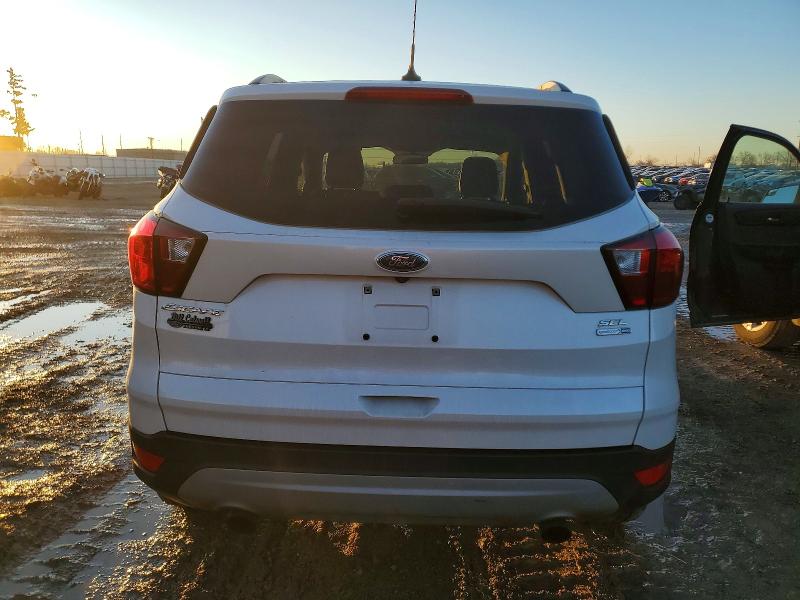 Фото 6 - FORD ESCAPE