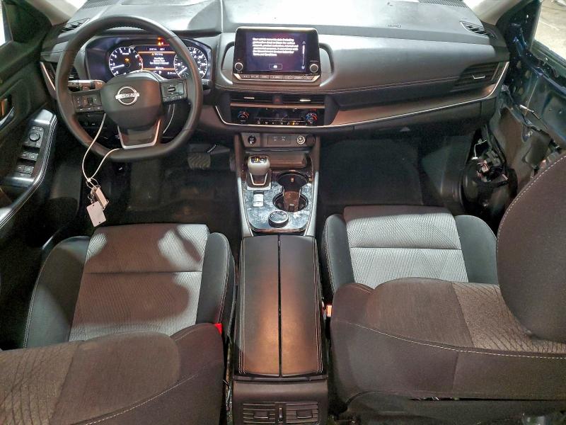 Фото 8 - NISSAN ROGUE