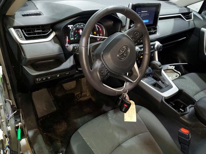 Фото 8 - TOYOTA RAV4