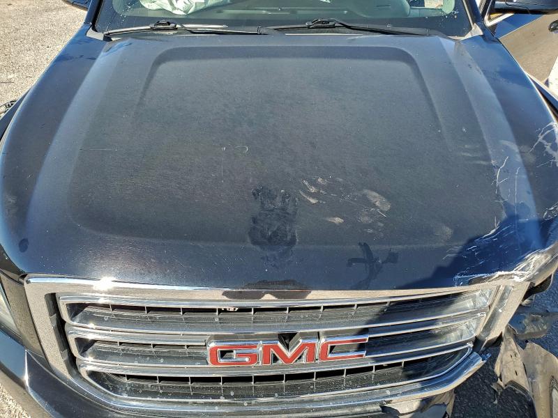 Фото 12 - GMC YUKON
