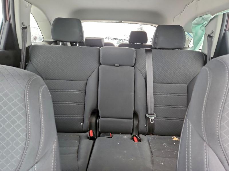 Фото 10 - KIA SORENTO