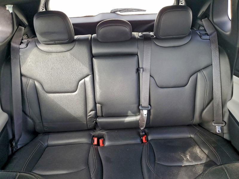 Фото 10 - JEEP COMPASS