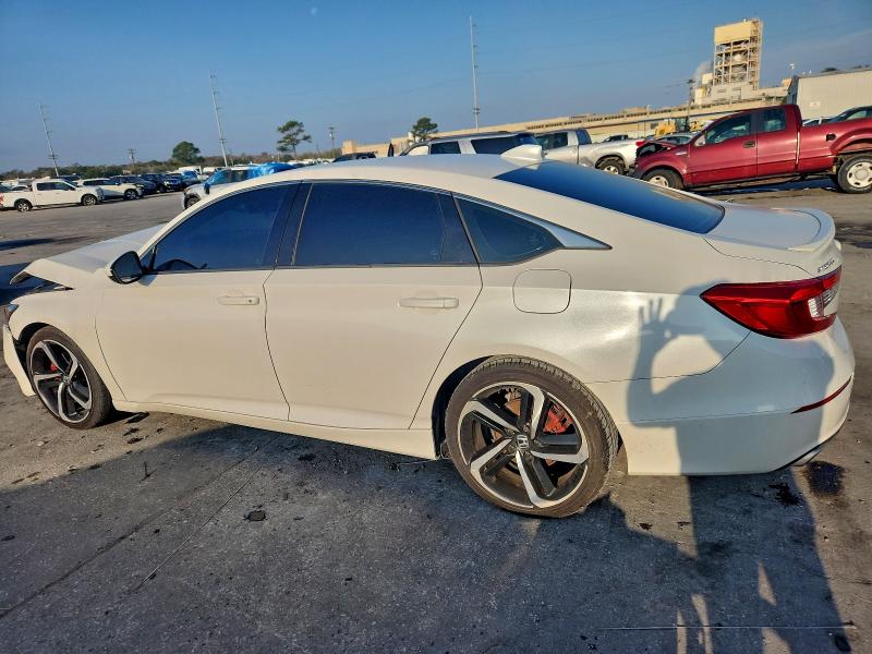 Фото 2 - HONDA ACCORD