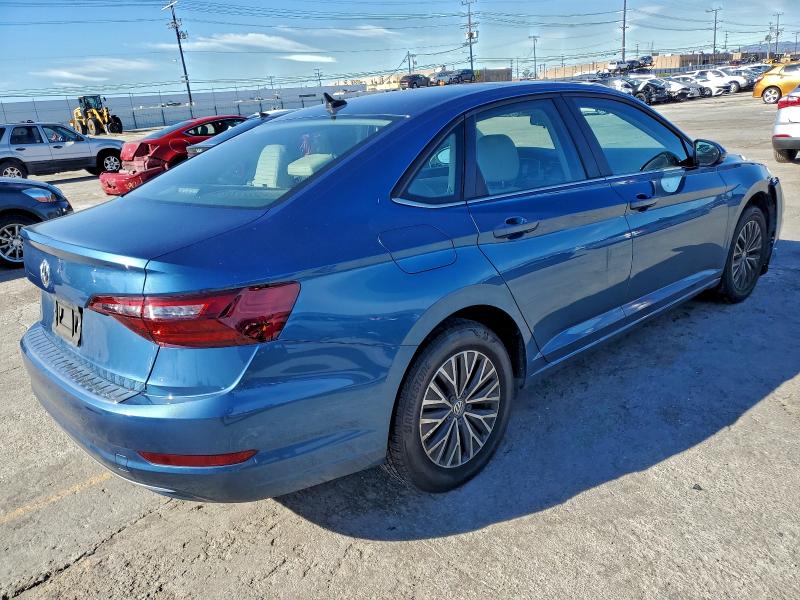 Фото 3 - VOLKSWAGEN JETTA