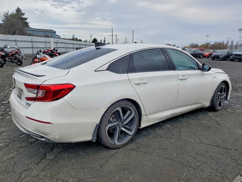 Фото 3 - HONDA ACCORD