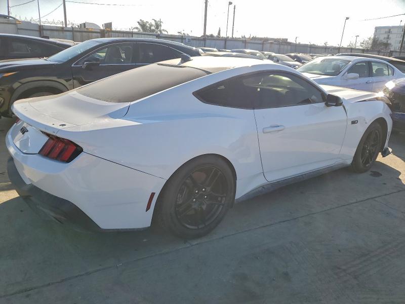 Фото 3 - FORD MUSTANG