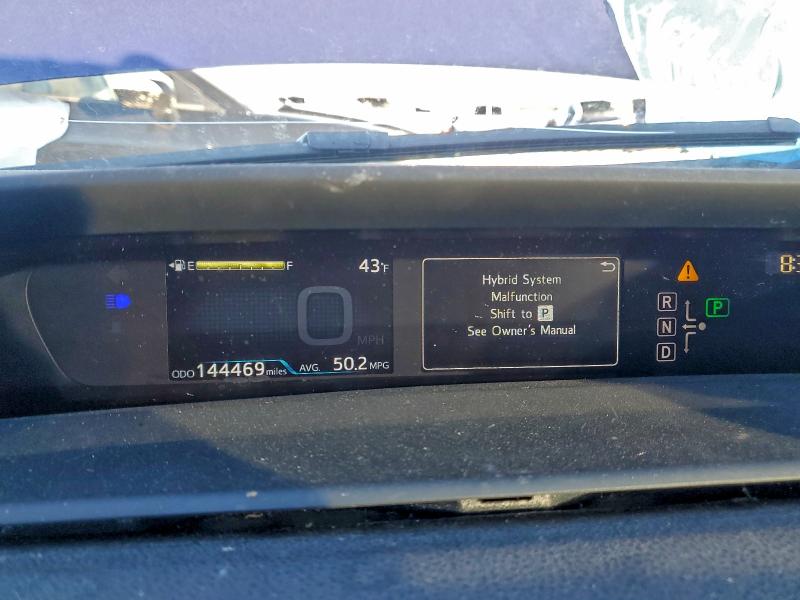 Фото 9 - TOYOTA PRIUS