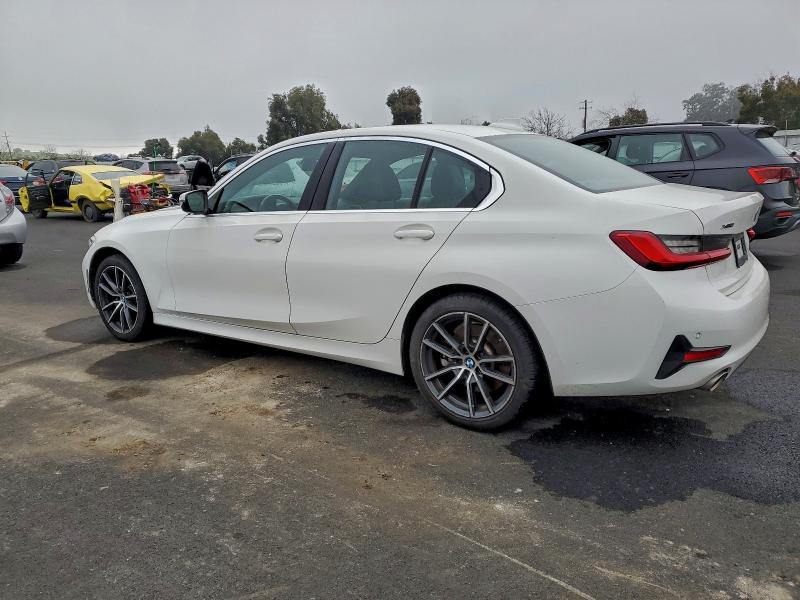 Фото 2 - BMW 3 SERIES