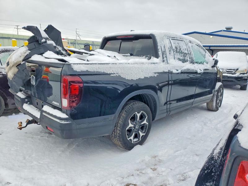 Фото 3 - HONDA RIDGELINE