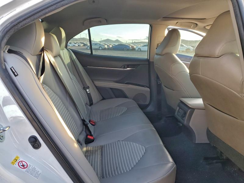 Фото 10 - TOYOTA CAMRY