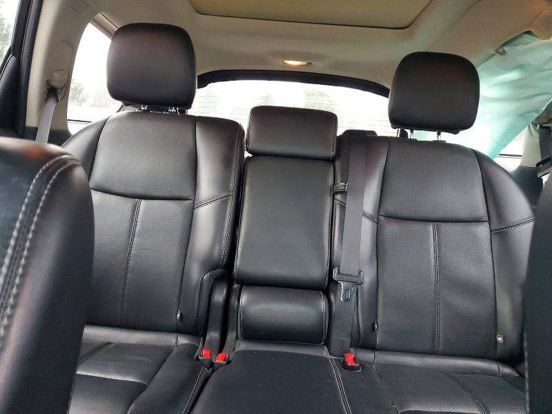 Фото 10 - NISSAN PATHFINDER