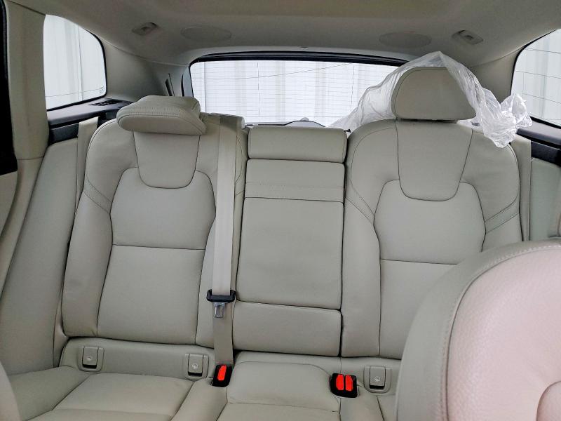 VOLVO XC60 2021 VIN YV4A22RKXM1748444