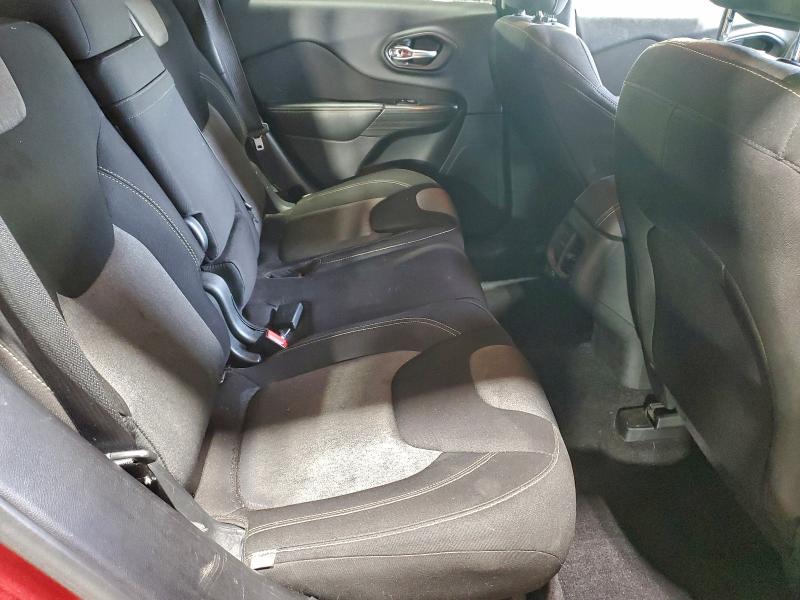 Фото 11 - JEEP GRAND CHER