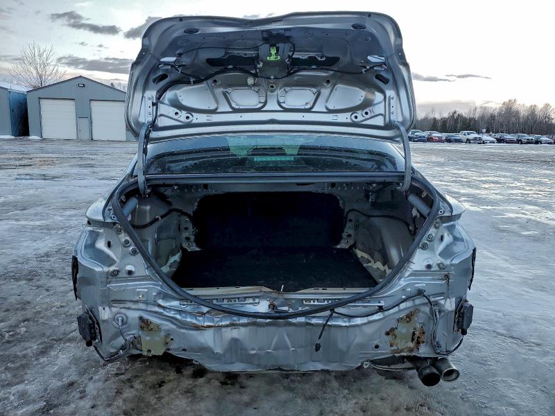 Фото 6 - TOYOTA CAMRY