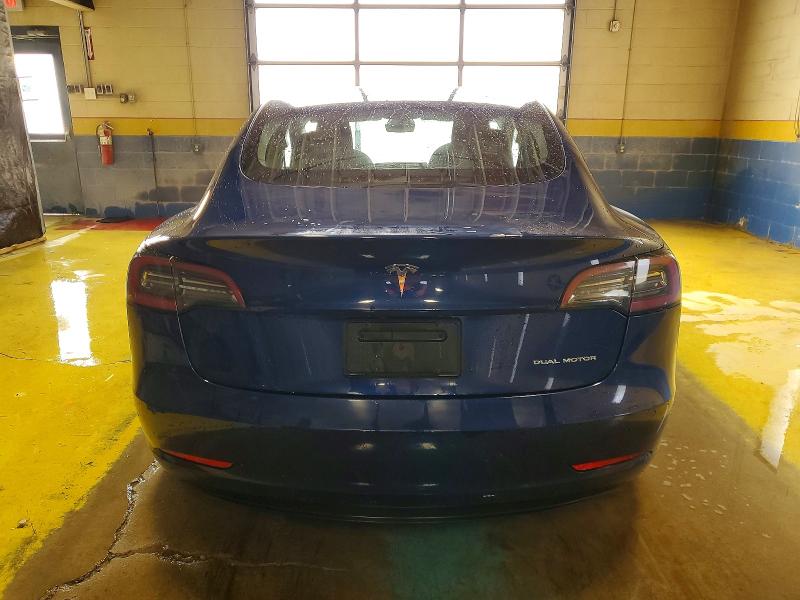 Фото 6 - TESLA MODEL 3