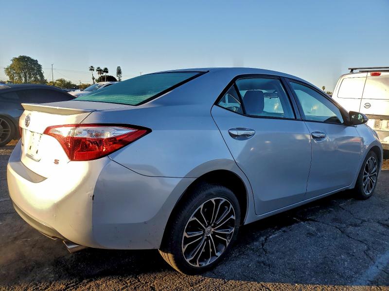 Фото 3 - TOYOTA COROLLA