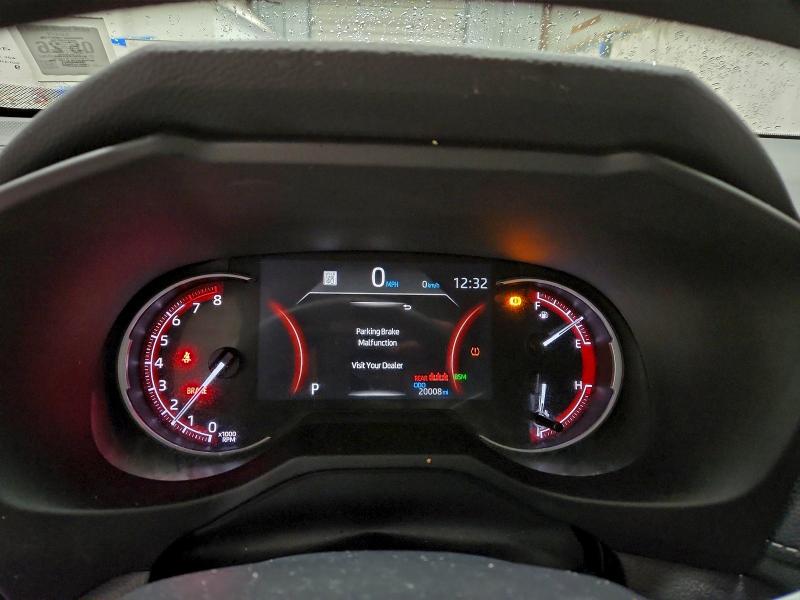 Фото 9 - TOYOTA RAV4