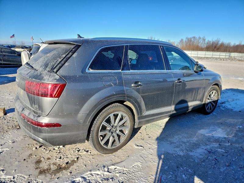 Фото 3 - AUDI Q7