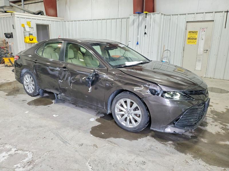 Фото 4 - TOYOTA CAMRY