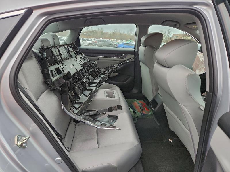 Фото 10 - HONDA ACCORD