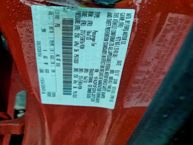 Фото 13 - FORD FOCUS