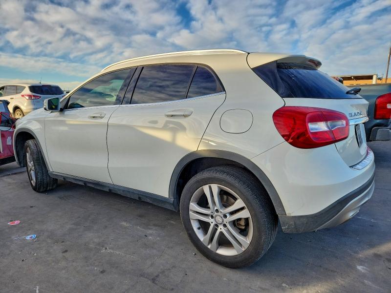 MERCEDES-BENZ GLA-CLASS 2015 VIN WDCTG4GB4FJ083100