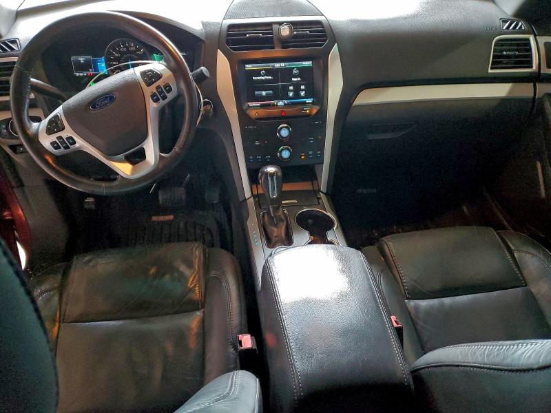 Фото 8 - FORD EXPLORER