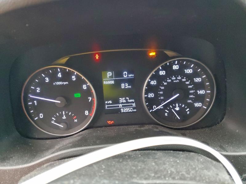 Фото 9 - HYUNDAI ELANTRA