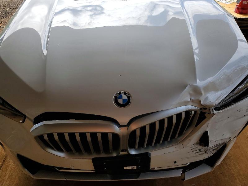 Фото 12 - BMW X5