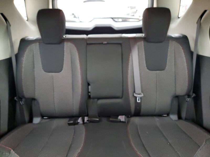 Фото 10 - CHEVROLET EQUINOX