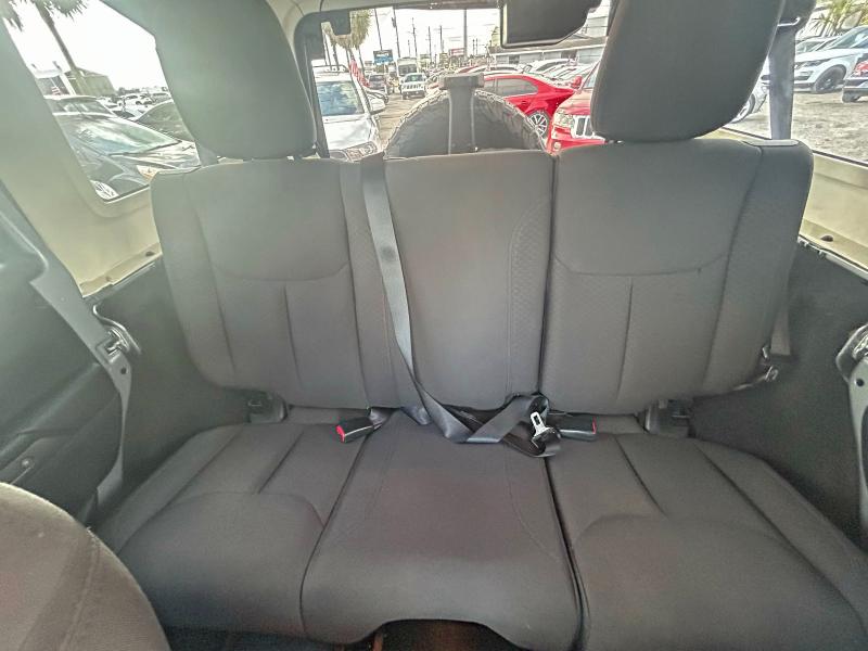 Фото 14 - JEEP WRANGLER