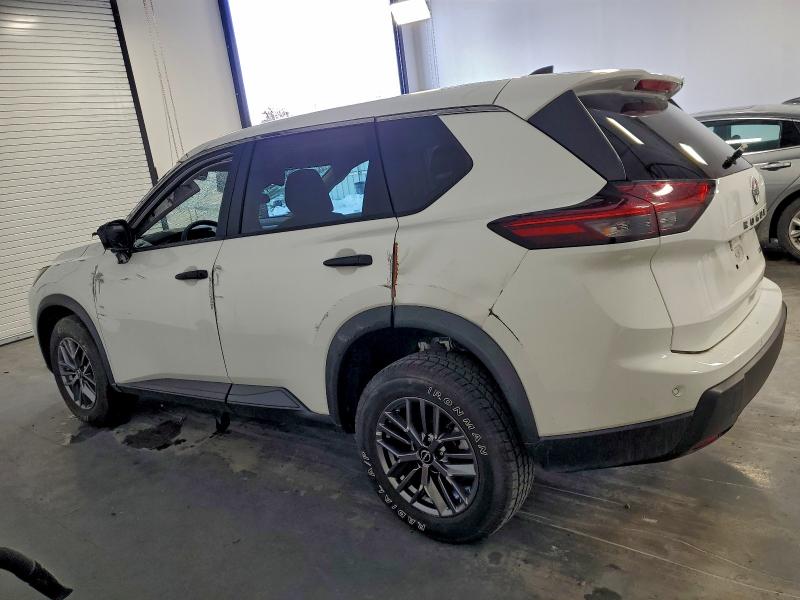 Фото 2 - NISSAN ROGUE