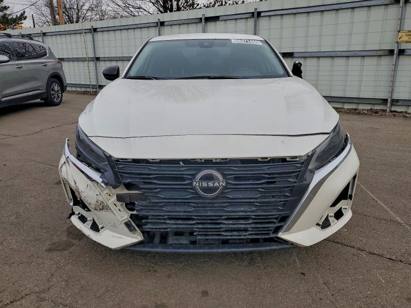 Фото 5 - NISSAN ALTIMA