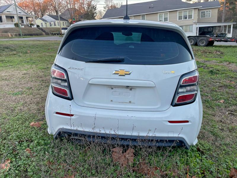 Фото 13 - CHEVROLET SONIC