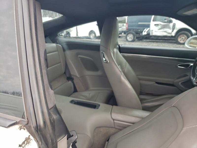 Фото 10 - PORSCHE 911