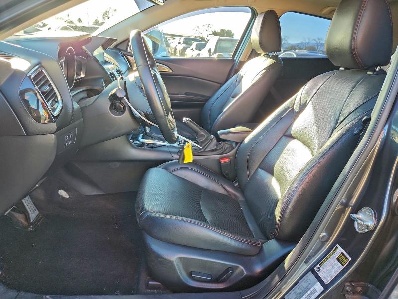 Фото 7 - MAZDA 3