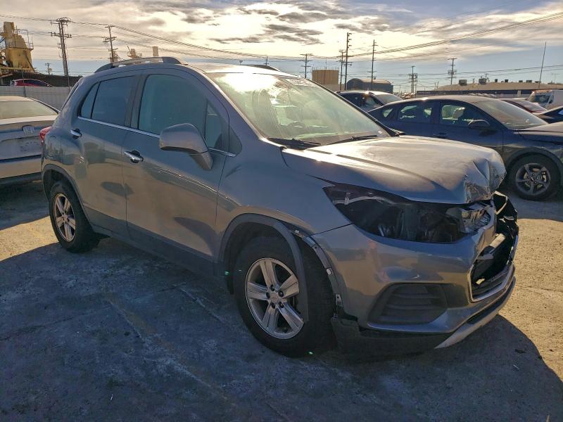 Фото 4 - CHEVROLET TRAX