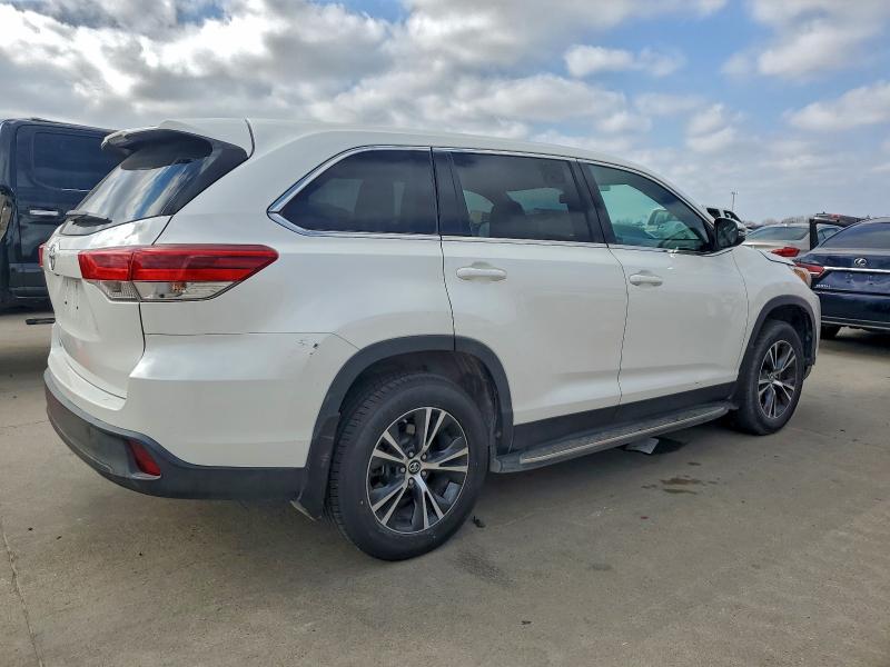 Фото 3 - TOYOTA HIGHLANDER