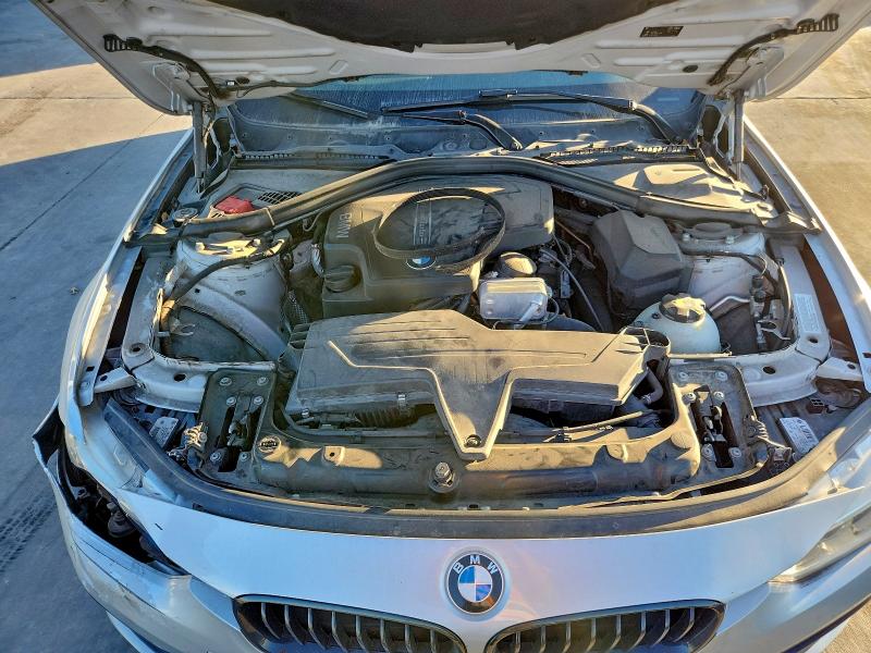 Фото 11 - BMW 3 SERIES