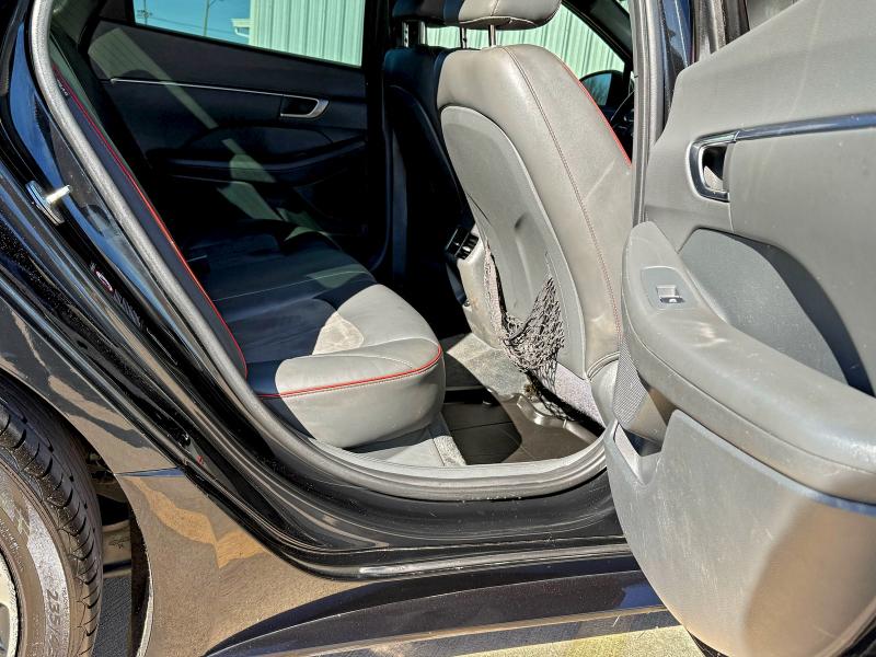 Фото 6 - HYUNDAI SONATA