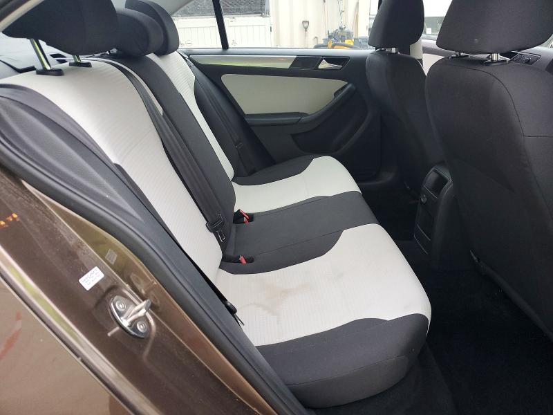 Фото 10 - VOLKSWAGEN JETTA