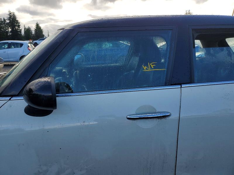 Фото 12 - MINI COOPER