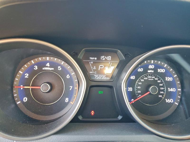 Фото 9 - HYUNDAI ELANTRA