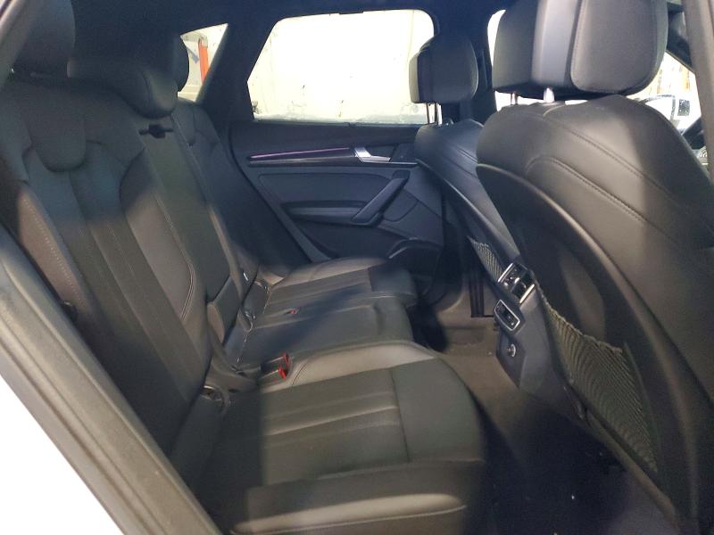 Фото 11 - AUDI SQ5